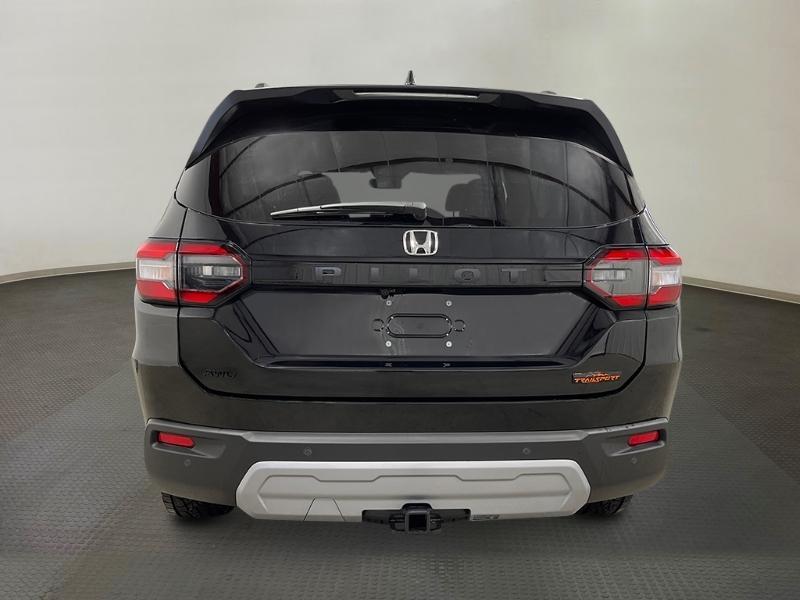 new 2025 Honda Pilot car, priced at $50,850