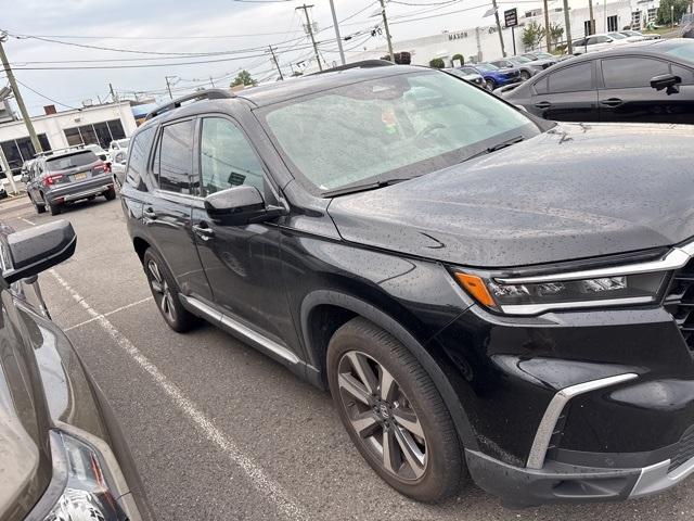 used 2023 Honda Pilot car, priced at $41,995