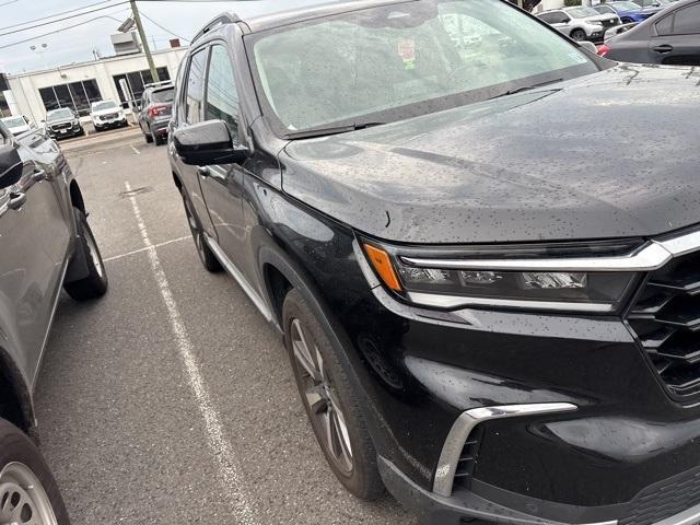 used 2023 Honda Pilot car, priced at $41,995