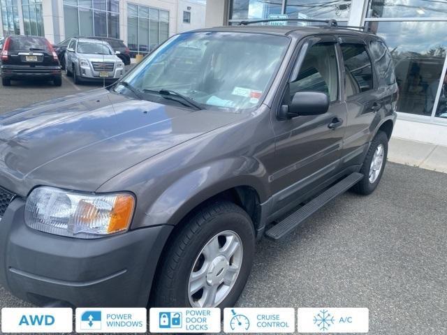 used 2004 Ford Escape car, priced at $5,995