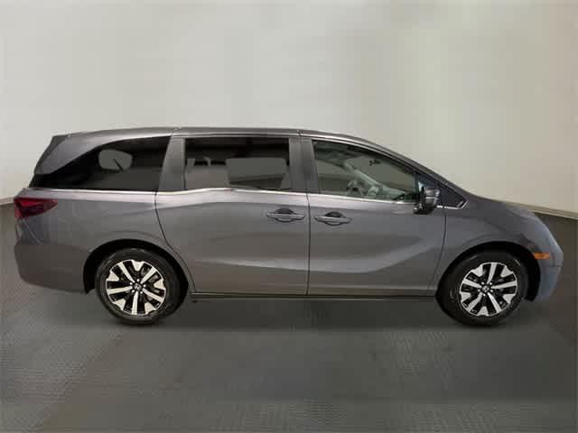 new 2026 Honda Odyssey car, priced at $44,290