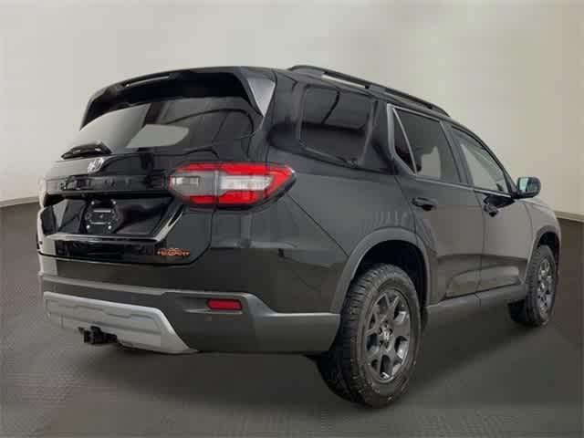 new 2025 Honda Pilot car, priced at $51,330