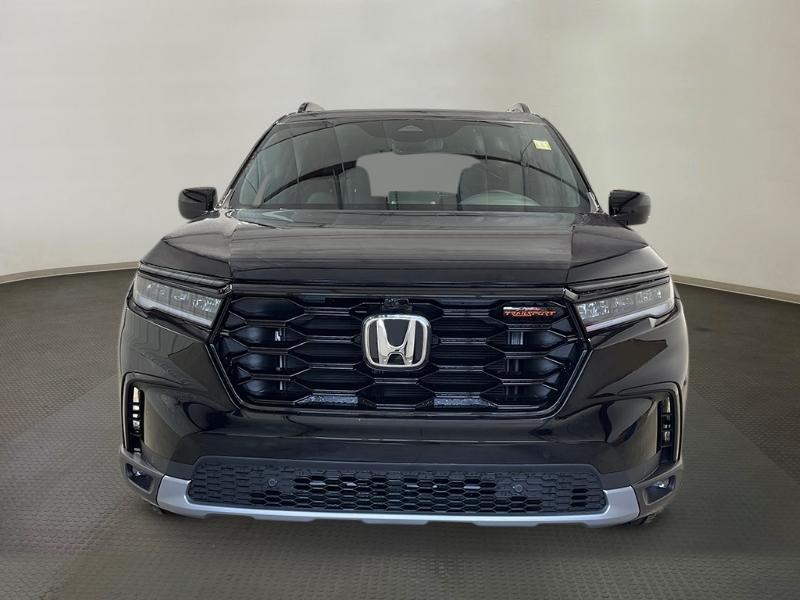 new 2025 Honda Pilot car, priced at $50,795