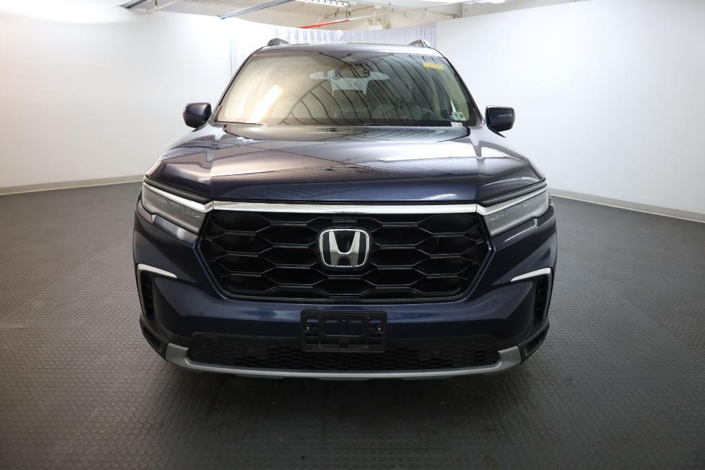 used 2023 Honda Pilot car, priced at $39,527