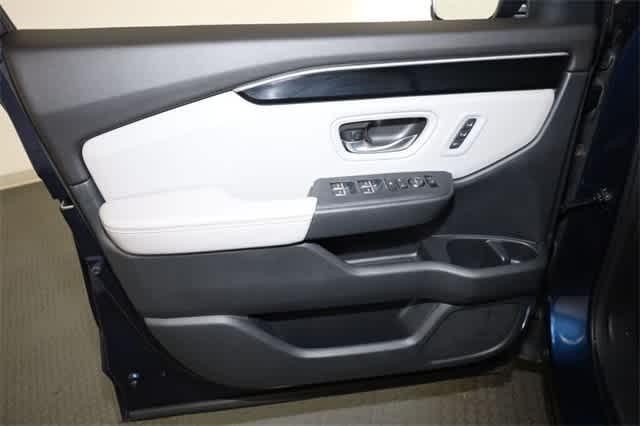 used 2023 Honda Pilot car, priced at $38,738