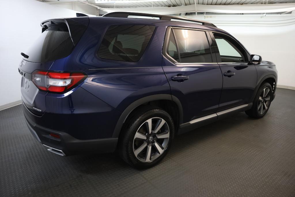 used 2023 Honda Pilot car, priced at $39,527