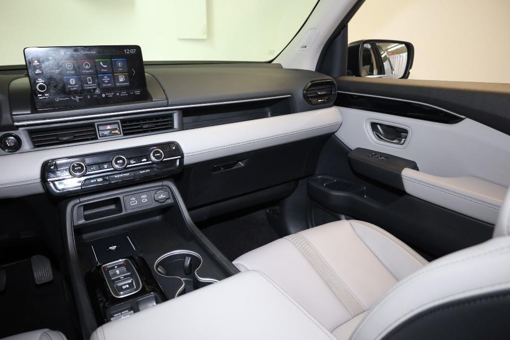 used 2023 Honda Pilot car, priced at $39,527