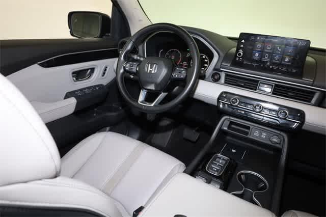 used 2023 Honda Pilot car, priced at $38,738