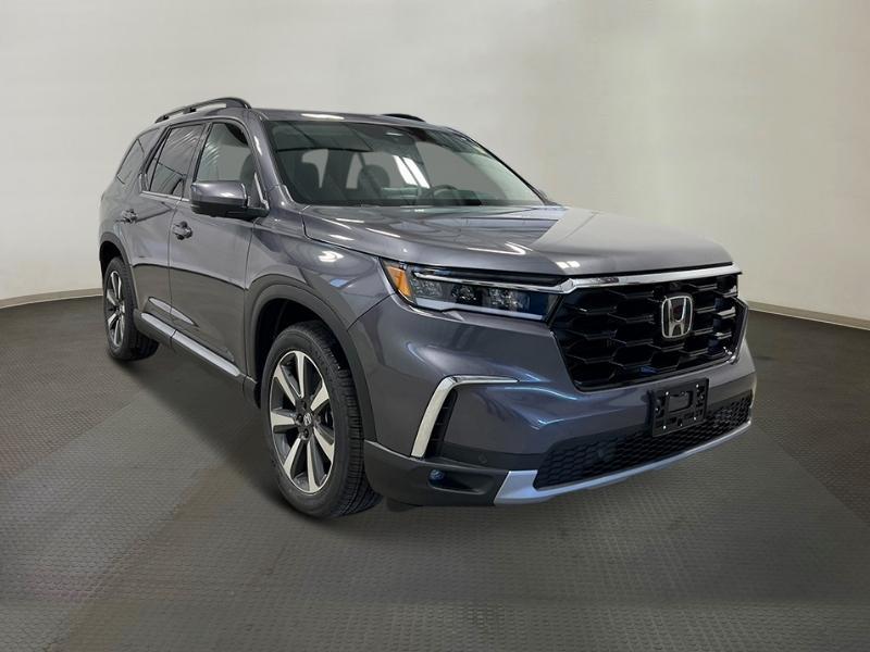 new 2025 Honda Pilot car, priced at $54,475