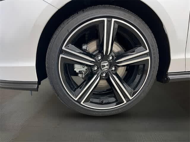 new 2025 Honda Accord Hybrid car, priced at $35,260
