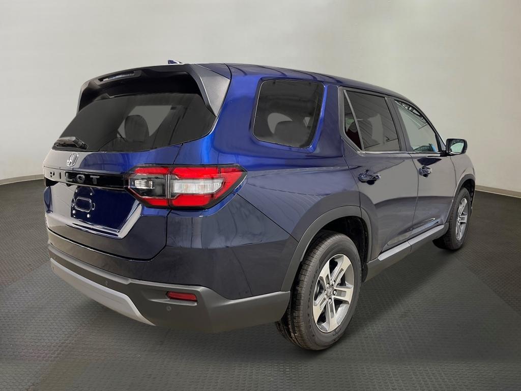 new 2025 Honda Pilot car, priced at $47,050