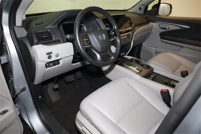used 2022 Honda Pilot car, priced at $31,953