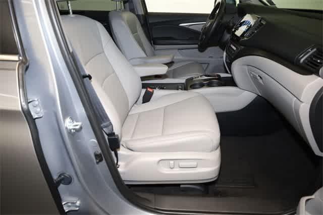 used 2022 Honda Pilot car, priced at $31,953