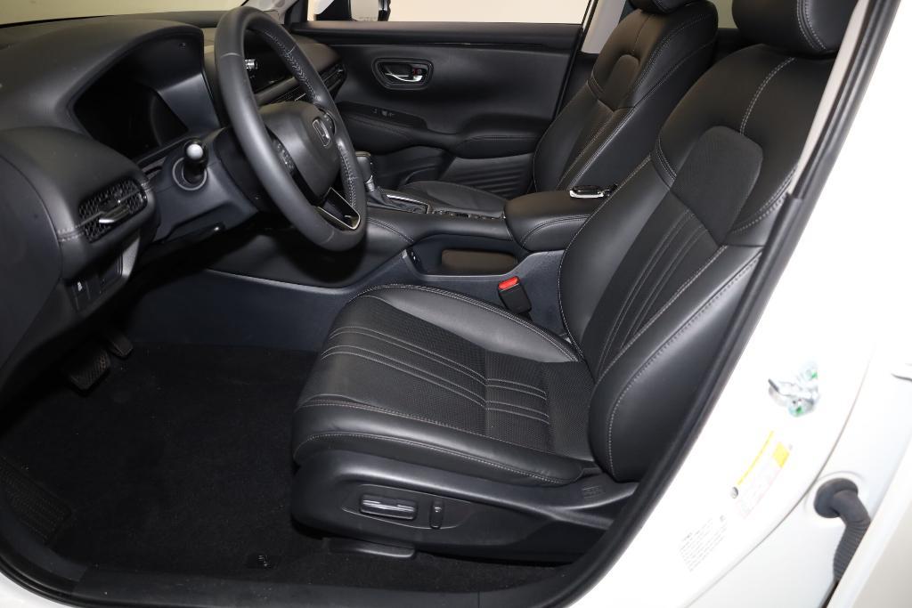 used 2025 Honda HR-V car, priced at $28,928