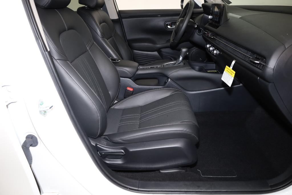 used 2025 Honda HR-V car, priced at $28,928