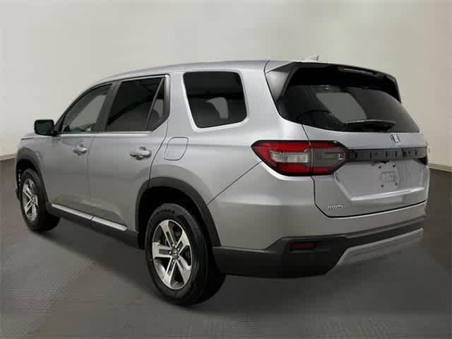 new 2025 Honda Pilot car, priced at $47,095