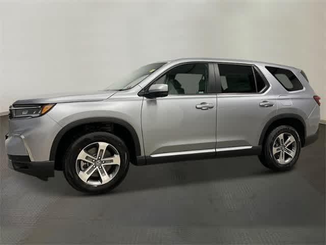 new 2025 Honda Pilot car, priced at $47,095