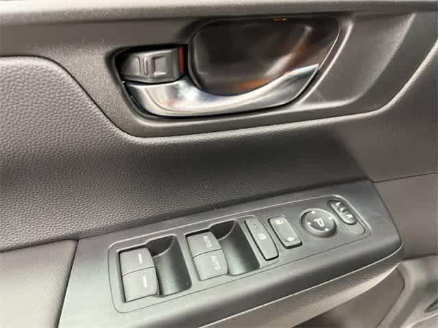 new 2026 Honda CR-V Hybrid car, priced at $40,195