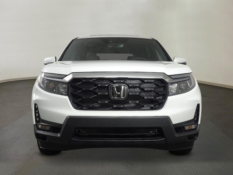 new 2025 Honda Passport car, priced at $44,250