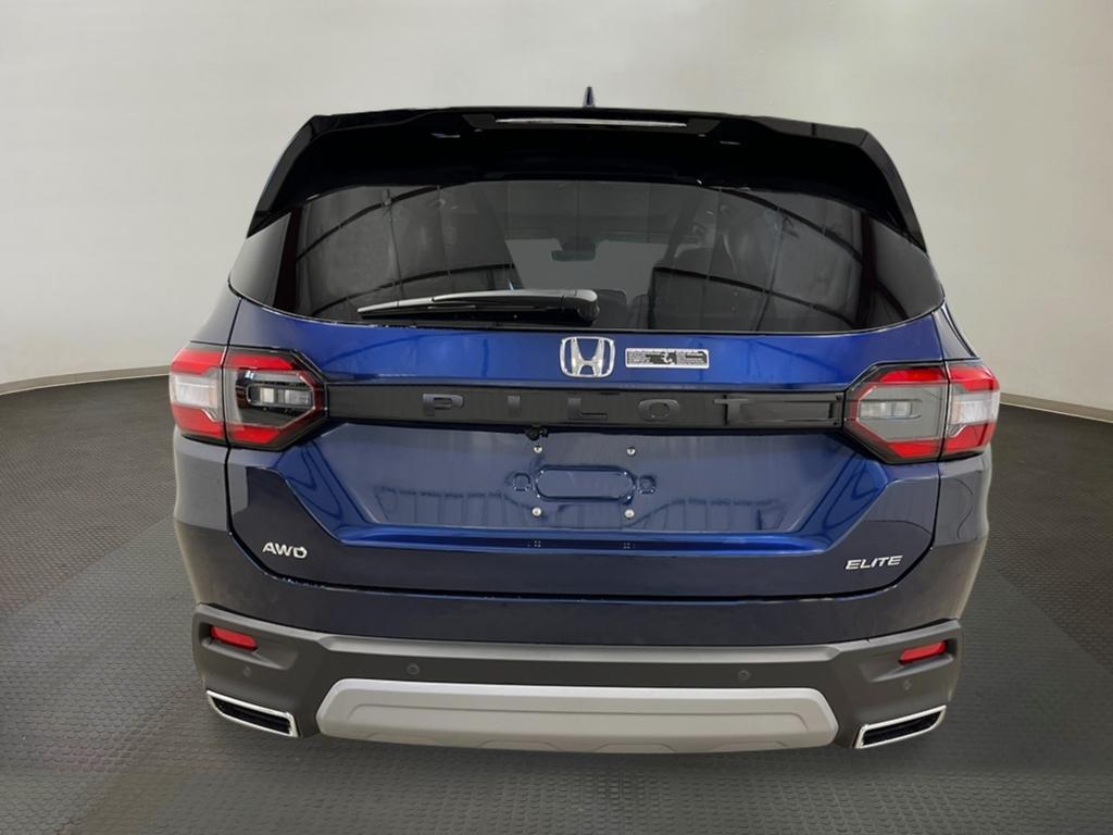 new 2025 Honda Pilot car, priced at $54,530