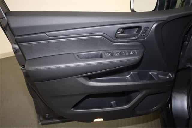 used 2024 Honda Odyssey car, priced at $37,899