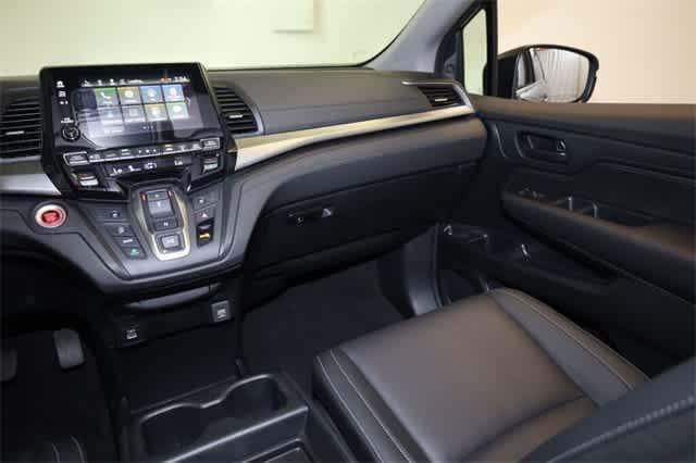 used 2024 Honda Odyssey car, priced at $37,899