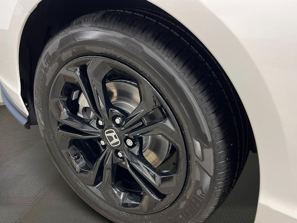 new 2025 Honda Accord car, priced at $32,165