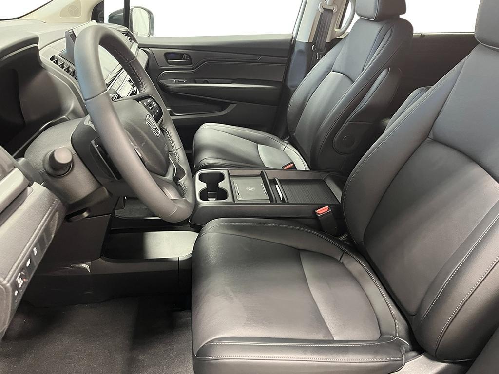 new 2025 Honda Odyssey car, priced at $44,125