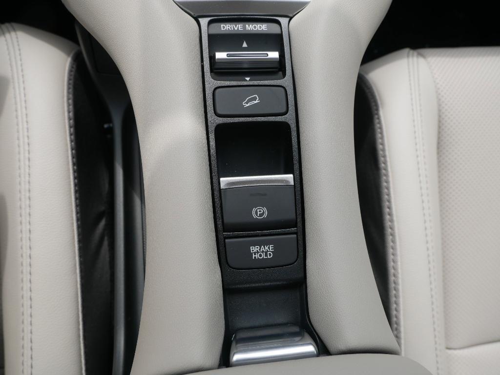 new 2026 Honda HR-V car, priced at $33,400