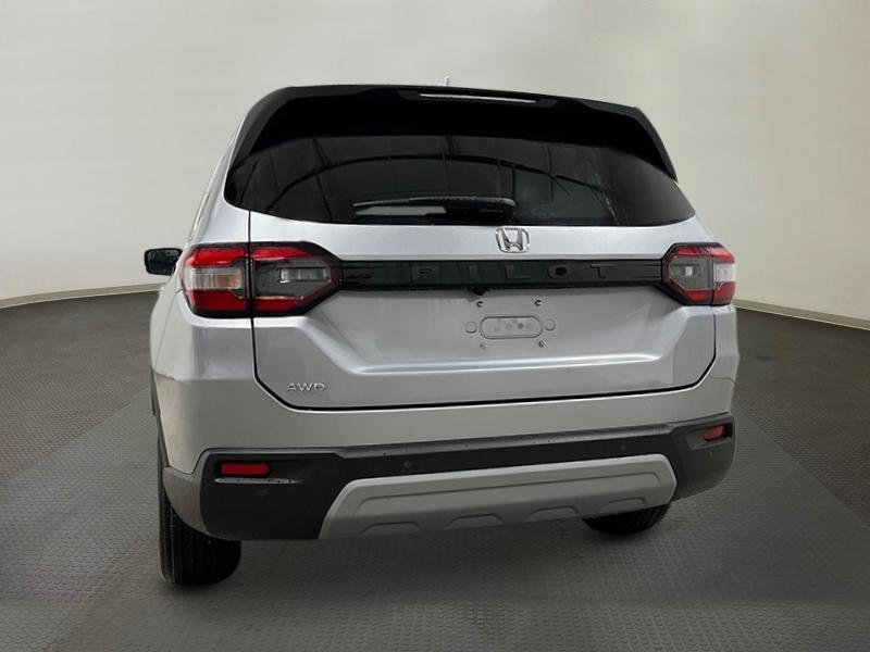 new 2025 Honda Pilot car, priced at $47,505