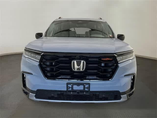 new 2025 Honda Pilot car, priced at $51,305