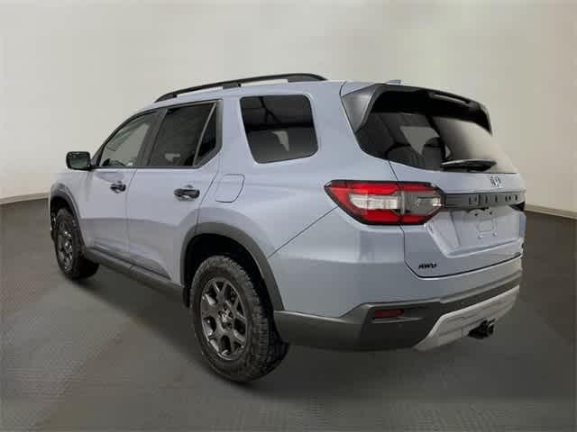 new 2025 Honda Pilot car, priced at $51,305