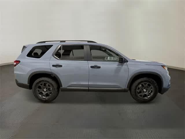 new 2025 Honda Pilot car, priced at $51,305