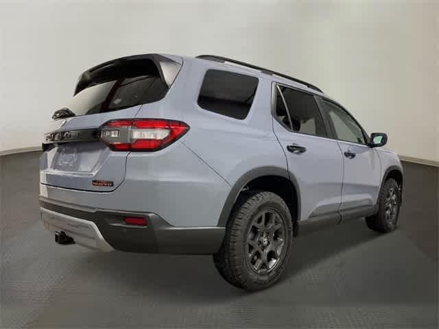 new 2025 Honda Pilot car, priced at $51,305