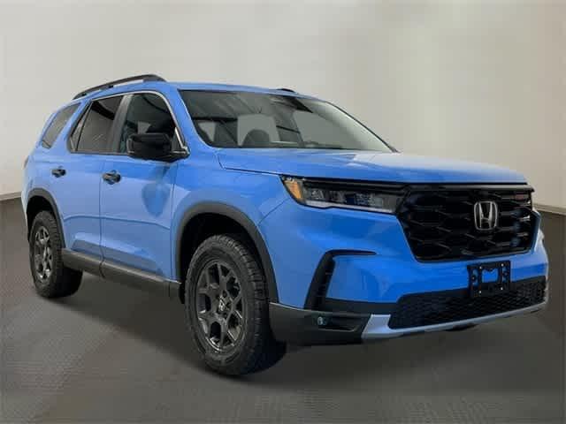 new 2025 Honda Pilot car, priced at $51,250