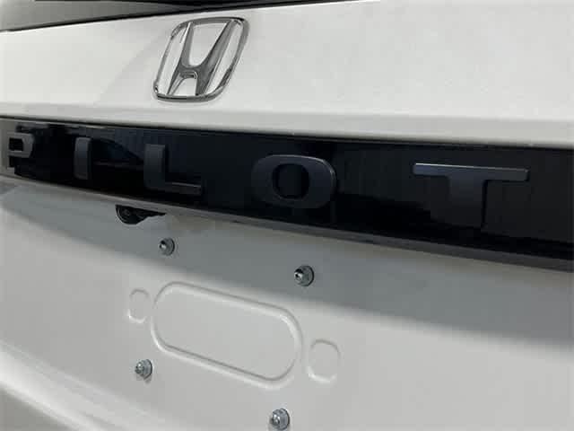 new 2025 Honda Pilot car, priced at $47,505