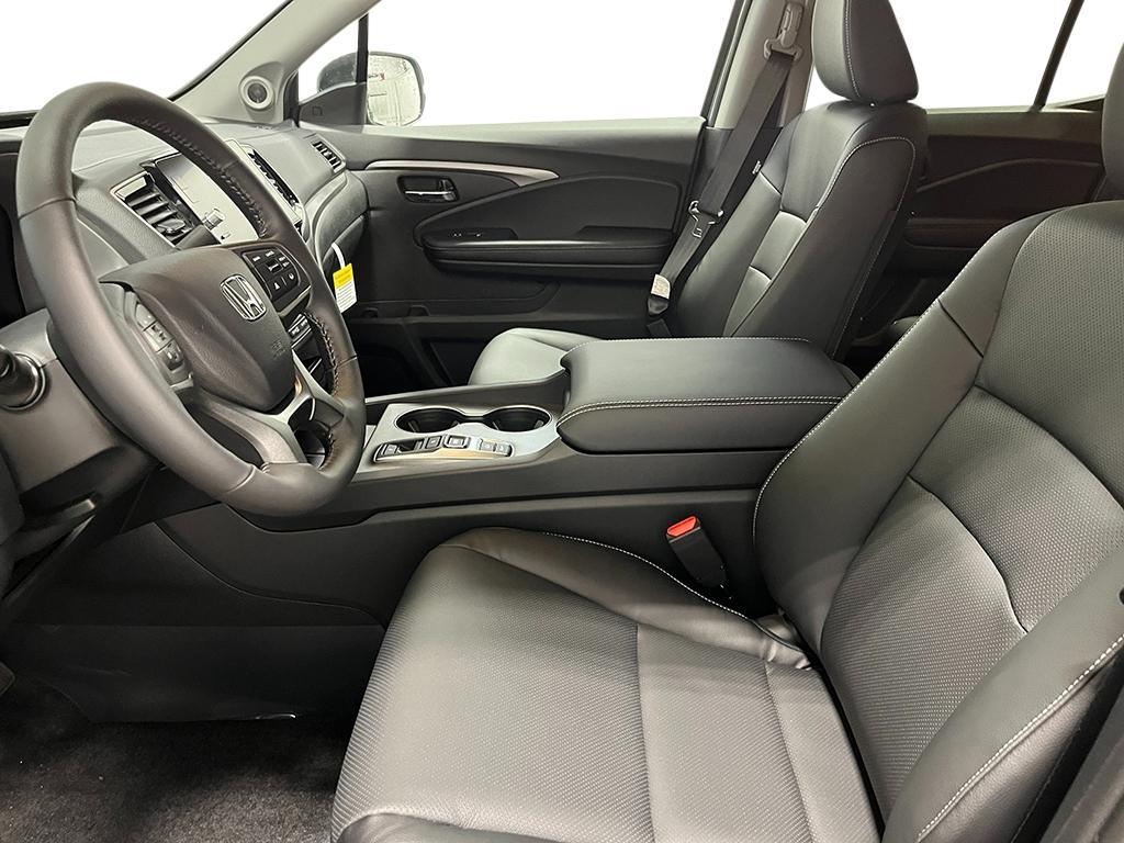 new 2025 Honda Ridgeline car, priced at $44,430