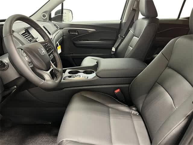 new 2025 Honda Ridgeline car, priced at $44,430