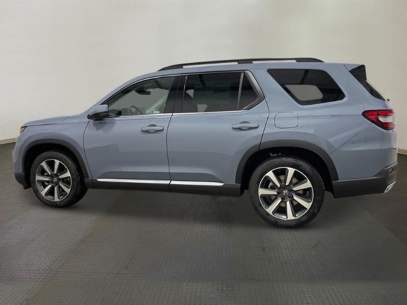 new 2025 Honda Pilot car, priced at $54,985