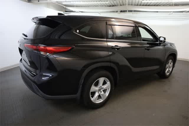 used 2021 Toyota Highlander car, priced at $29,799