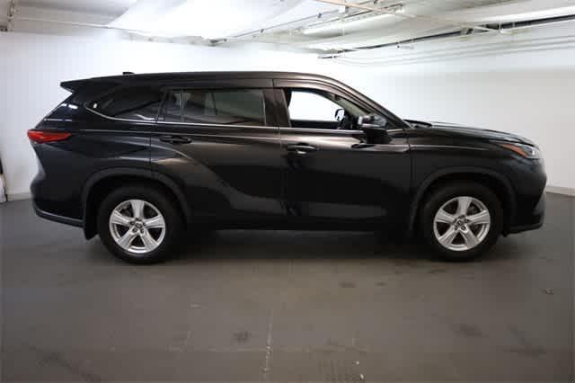 used 2021 Toyota Highlander car, priced at $29,799