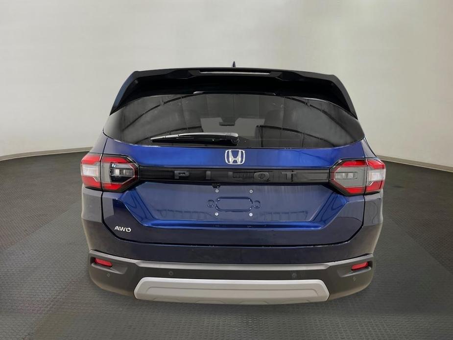 new 2025 Honda Pilot car, priced at $46,695