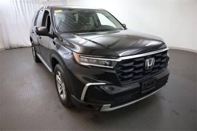 used 2024 Honda Pilot car, priced at $36,091