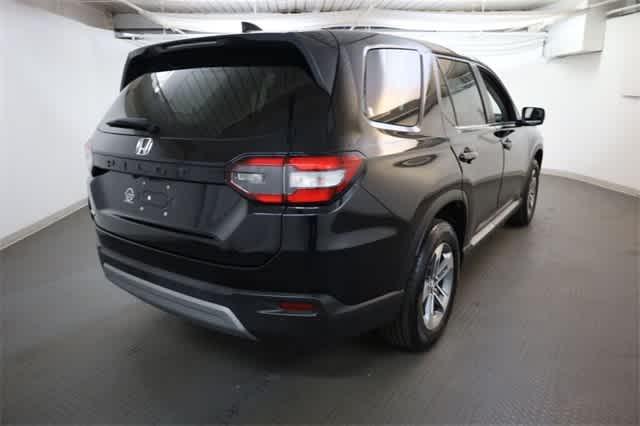 used 2024 Honda Pilot car, priced at $36,091