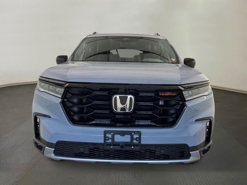 new 2025 Honda Pilot car, priced at $51,250