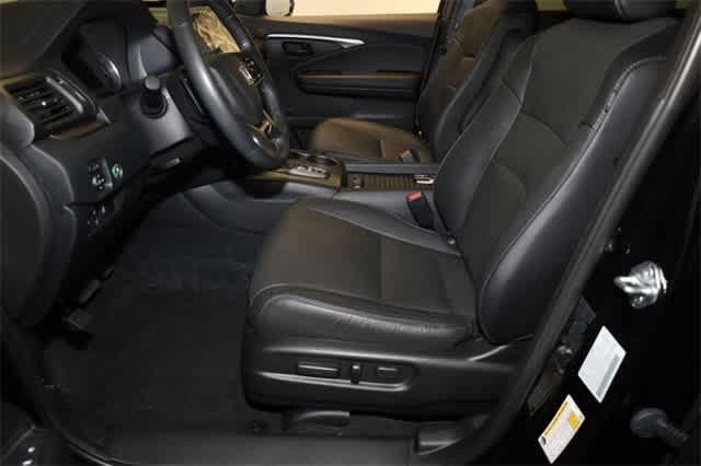 used 2022 Honda Passport car, priced at $31,760