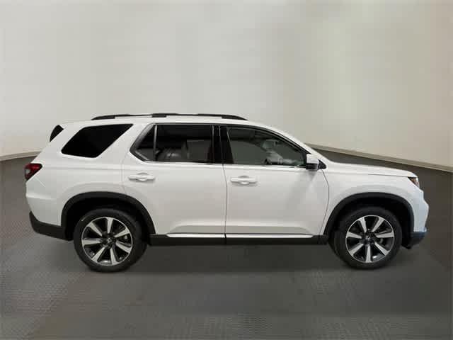 new 2025 Honda Pilot car, priced at $51,505