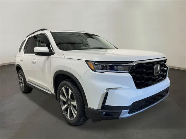 new 2025 Honda Pilot car, priced at $51,505