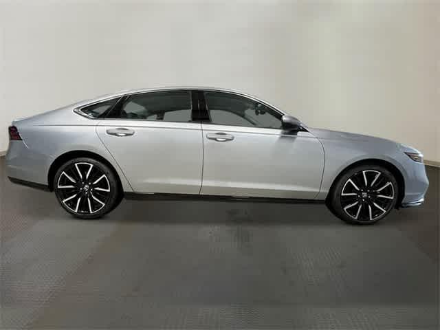 new 2024 Honda Accord Hybrid car, priced at $39,985