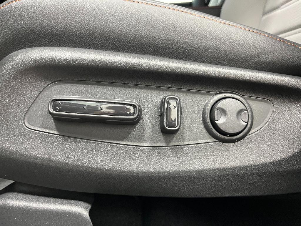 new 2026 Honda CR-V Hybrid car, priced at $43,700